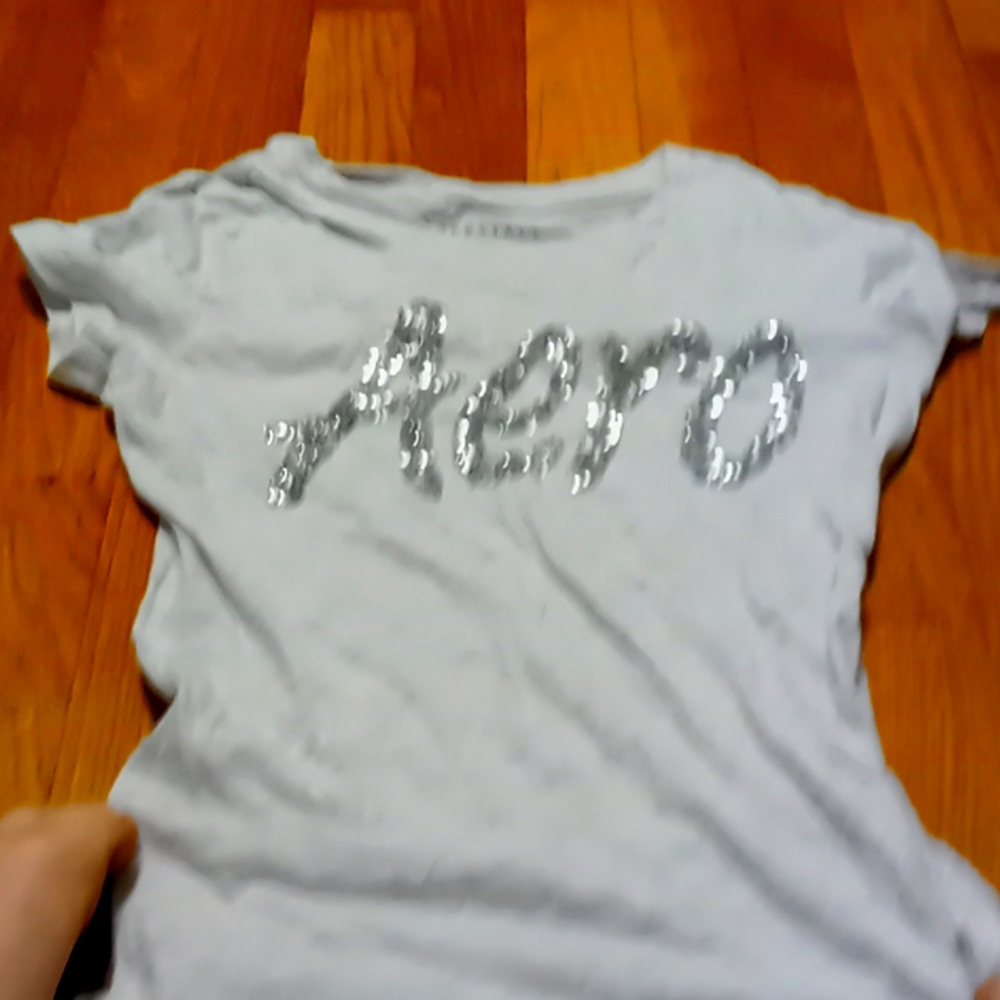 Tee shirt